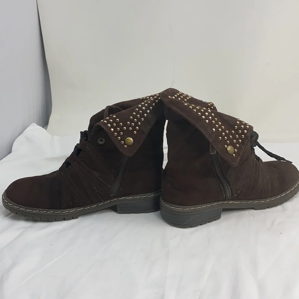 Stuart Weitzman Sz 1(US) Brown Yadastud Ankle Boot